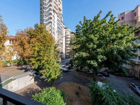 квартира за адресою Олександра Кониського вул., 22-А