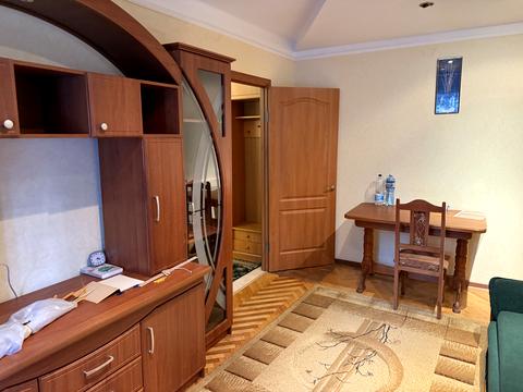 квартира по адресу Героїв Космосу ул., 1-В
