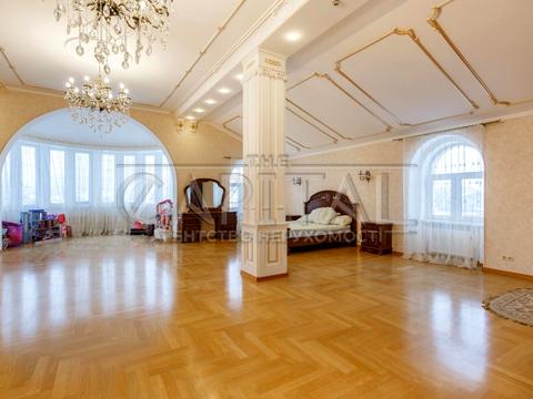 будинок за адресою Грушевського вул.