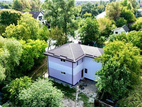 будинок за адресою Центральна вул., 10