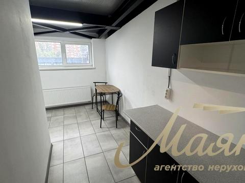 комерційна за адресою Казимира Малевича вул. (Боженка), 86-Г