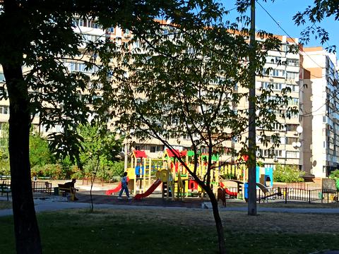 квартира за адресою Сержа Лифаря вул. (Олександра Сабурова), 18
