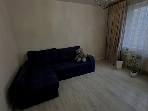 квартира за адресою Академіка Глушкова просп., 9-Д