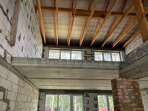 будинок за адресою Лугова