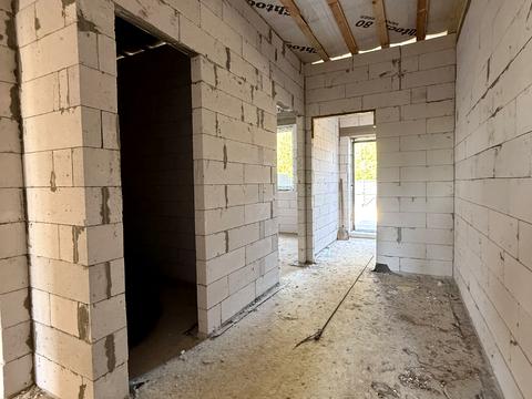 будинок за адресою Успішна