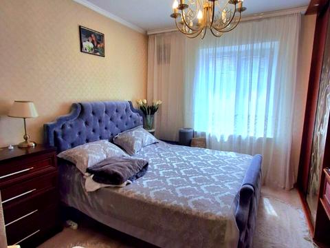 квартира за адресою Сержа Лифаря вул. (Олександра Сабурова), 8-А