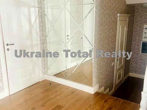 дом по адресу Михайлівська ул.