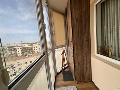 квартира за адресою Олексія Вадатурського вул. (Маршала Малиновського), 16б