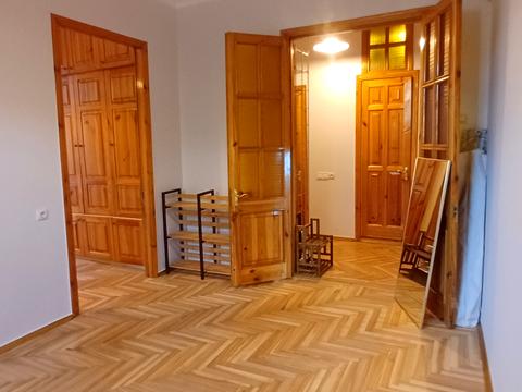 квартира за адресою Почайнинська вул., 48