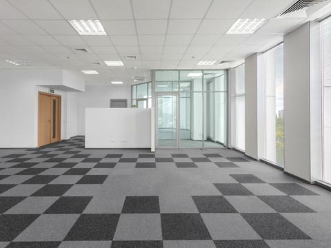 комерційна за адресою Миколи Амосова вул., 12