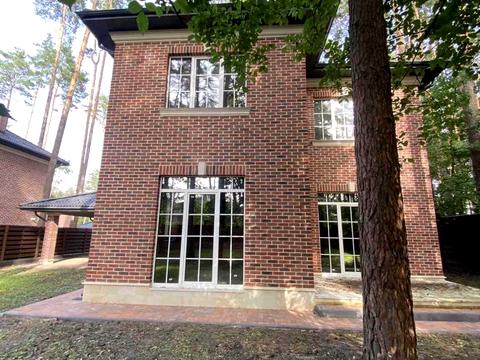 будинок за адресою Отамана Орлика вул.