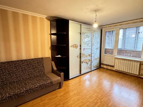 квартира по адресу Гвардейцев-Широнинцев ул., 21