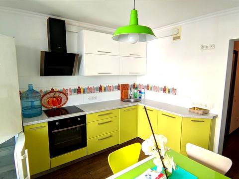 квартира за адресою Михайла Гришка вул., 8-Б