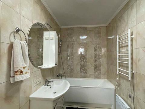 дом по адресу Коттеджный городок Биг-Бен в Микуличах.