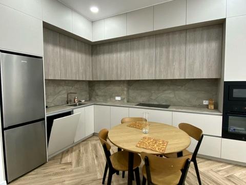 квартира за адресою Дмитра Яворницького просп. (Карла Маркса), 72