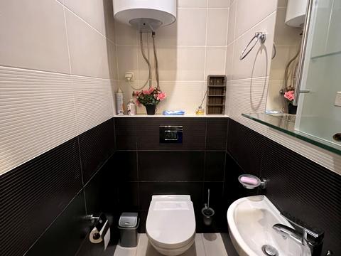 квартира за адресою Київ, Дніпровська набережна вул., 26