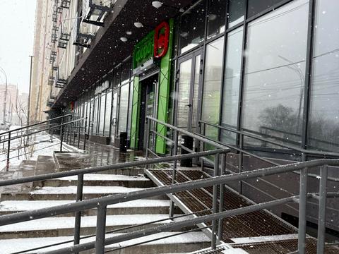 комерційна за адресою Науки просп., 58