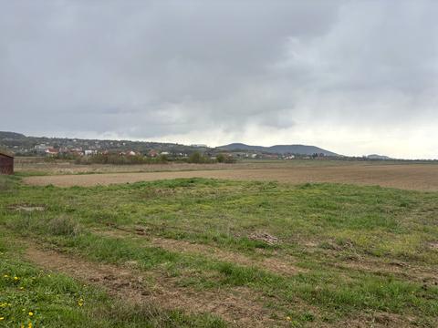 участок по адресу с. Барвинок, 