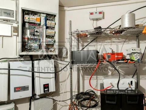 будинок за адресою Лугова