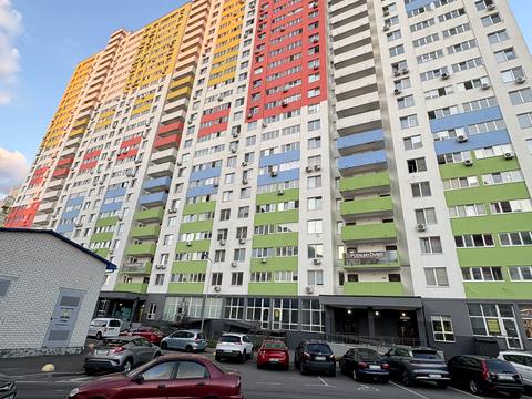 квартира за адресою Василя Симоненка вул., 111