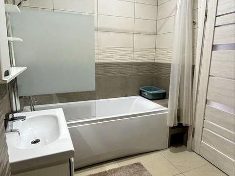 квартира за адресою Весняна вул., 12