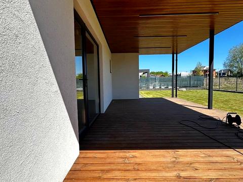 будинок за адресою Амосова