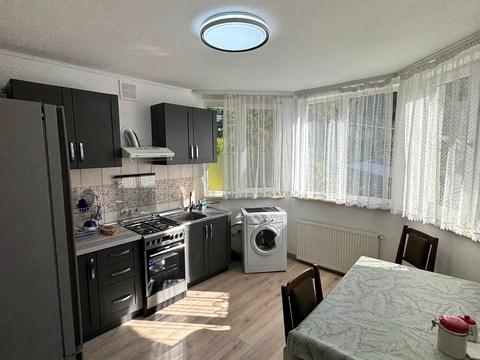 квартира за адресою 3-й Топольний пров., 9