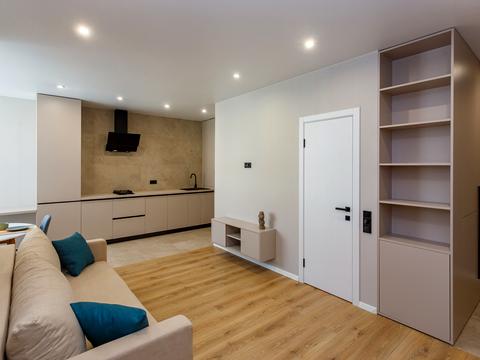 квартира по адресу Машинобудівників ул., 16