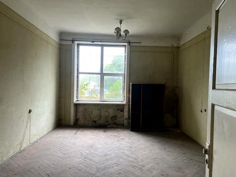 комерційна за адресою Хотинська, 4