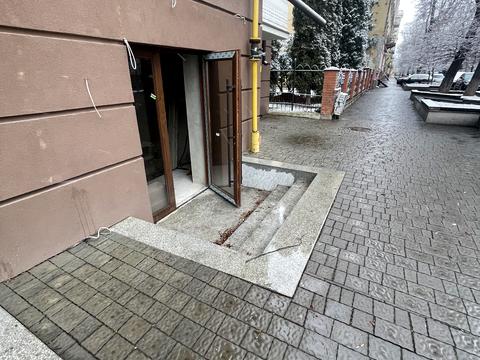 коммерческая по адресу Шевченка, 52