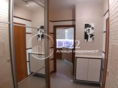 квартира за адресою Ревуцького вул., 7-В