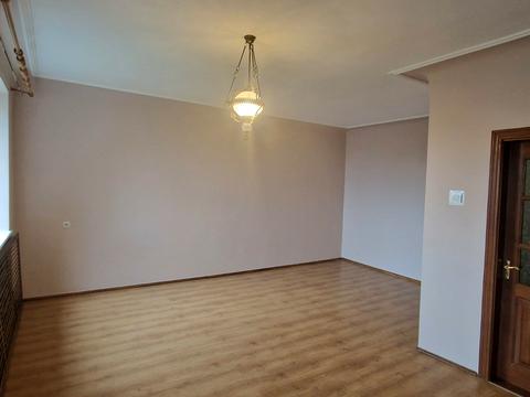 будинок за адресою Кобринської, 10