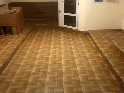 комерційна за адресою Почайнинська вул., 57/59