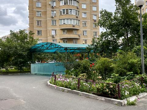 квартира за адресою Микільсько-Слобідська вул., 4-В