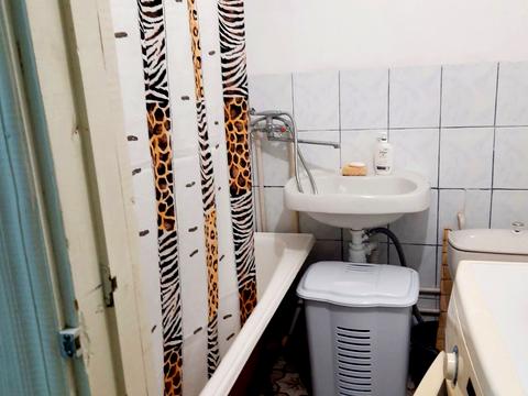квартира за адресою Андрія Первозванного вул. (Стахурського), 2