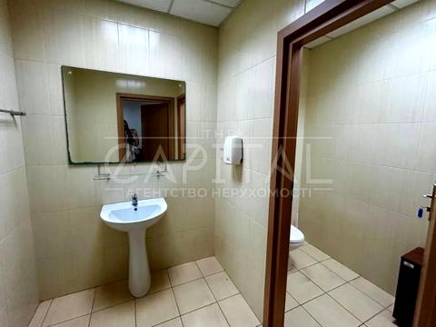 комерційна за адресою Митрополита Василя Липківського вул. (Урицького), 45