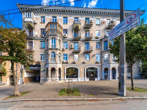 коммерческая по адресу Лютеранская ул., 21