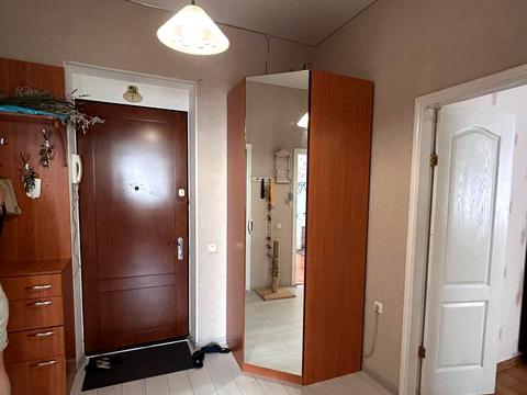 квартира за адресою Тополина вул., 16