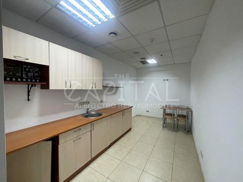 комерційна за адресою Богдана Хмельницького вул., 52