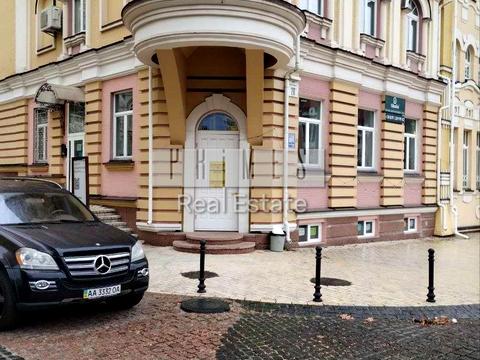 комерційна за адресою Кожум'яцька вул., 20-Б