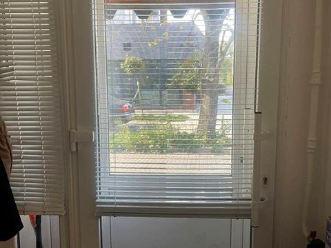 комерційна за адресою Подільська вул., 10