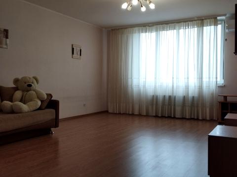 квартира за адресою Миколи Бажана просп., 1-М