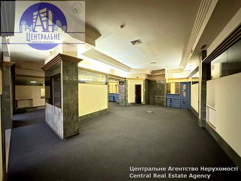 комерційна за адресою Вокзальна, 21А