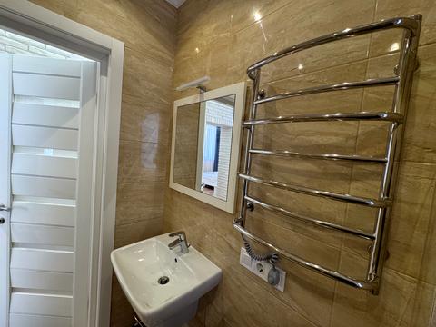 комерційна за адресою Подільська вул., 54/1