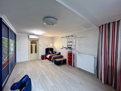 квартира за адресою Перемоги вул., 53
