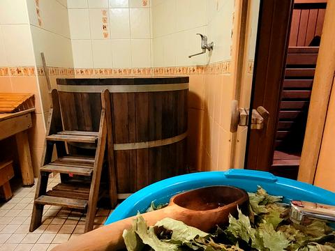 комерційна за адресою Миру просп., 55