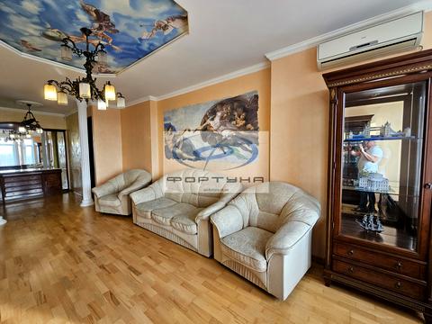 квартира за адресою Святотроїцька вул., 94