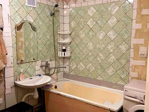 квартира за адресою Старомостова пл. (Миколи Островського), 2