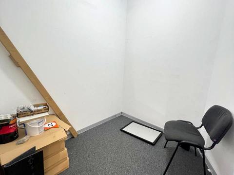 коммерческая по адресу В'ячеслава Чорновола, 41