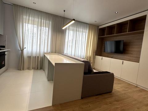 квартира за адресою Грушевського вул., 7